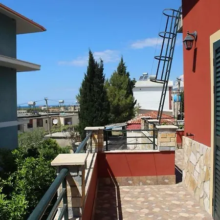 Dom wakacyjny Residenc Tomorr Kutelaj Orikum