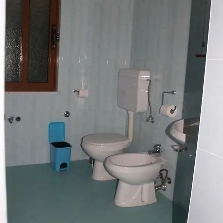 Residenc Tomorr Kutelaj * Orikum