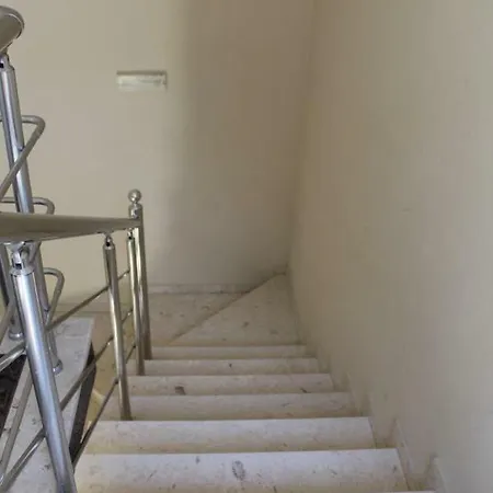 Residenc Tomorr Kutelaj * Orikum
